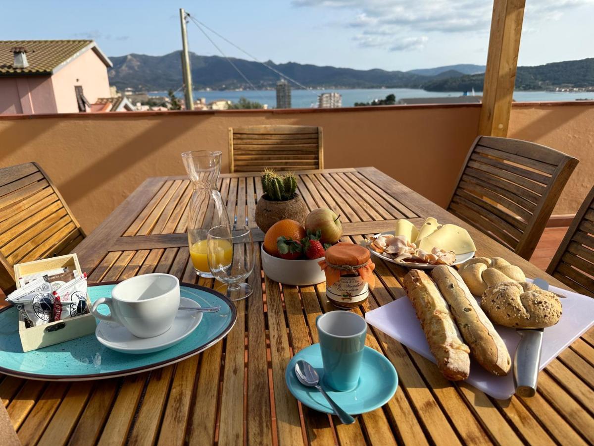 La Terrazza Al Forte Портоферрайо Экстерьер фото